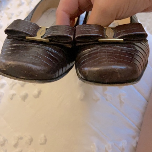 Salvatore Ferragamo Bow square toe pump - Picture 7 of 8